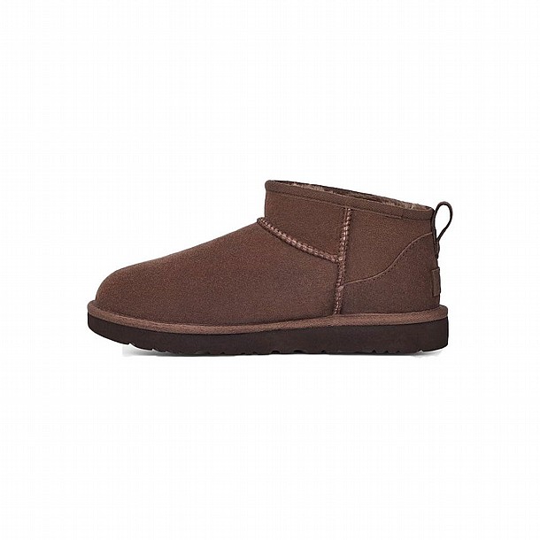 ���� ���� UGG Classic Ultra Mini boots in chocolate ������ ���� ������ ��� ��� ������