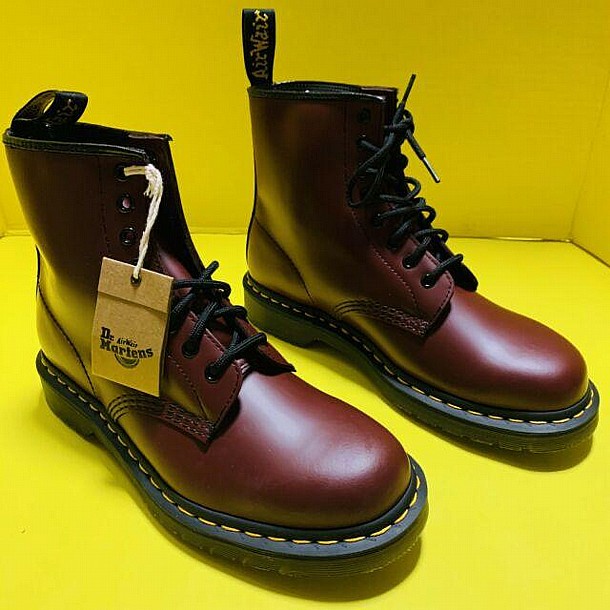 Dr Martens CLASSIC -���� �� ������ �����