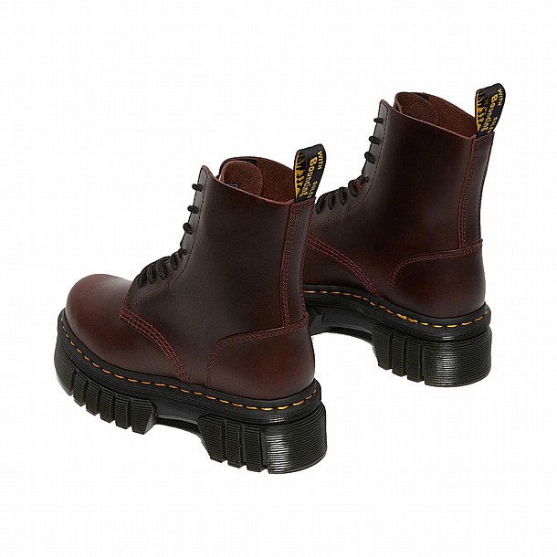 Dr. Martens  - ���� �� ������ ����� �������� 