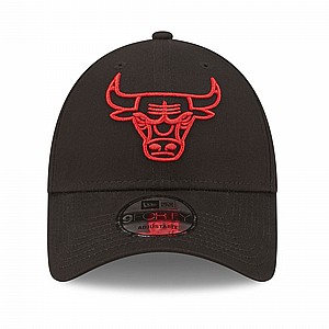 NEW ERA NEON OUTLINE 9FORTY ניו ארה כובע מצחייה שיקגו בולס שחור אדום NEW ERA NEON OUTLINE 9FORTY ניו ארה כובע מצחייה שיקגו בולס שחור אדום