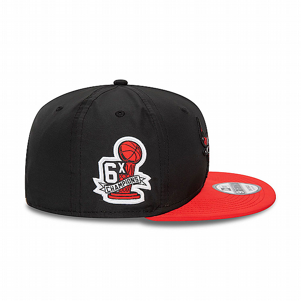 ��� ��� ���� ����� ���� � NEW ERA Chicago Bulls Infill Black 9FIFTY Snapback Cap