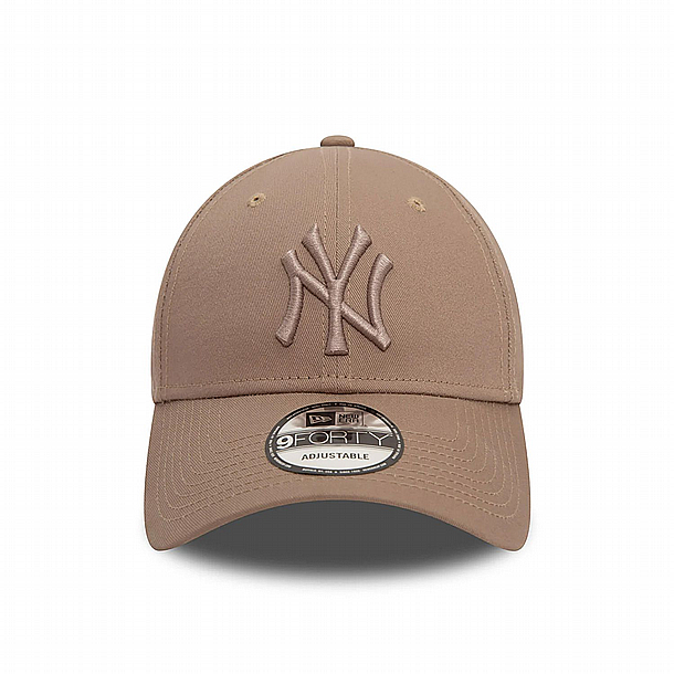 ��� ��� ���� ������ ��� ���� ������ � New Era New York Yankees League Essential Brown 9FORTY Adjustable Cap