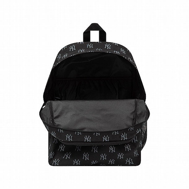 NEW ERA New York Yankees Monogram Multi Compartment Black Stadium Backpack � ��� �� ��� ��� ��� ���� ������ ����