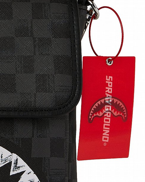 ��� �� ����������� � SPRAYGROUND SCRIBBLE SHARK MESSENGER BAG