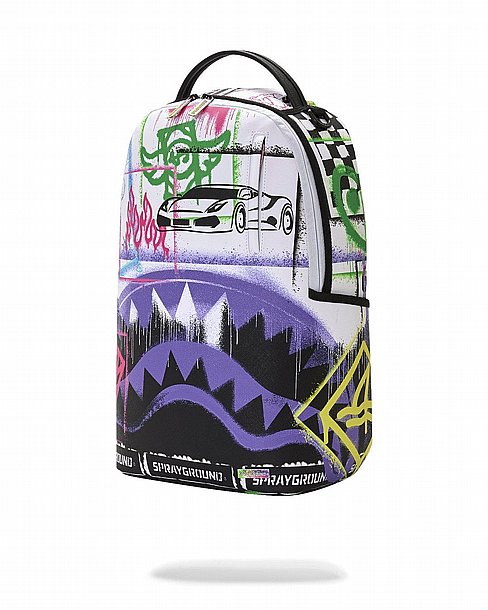 ��� �� ����������� -SPRAYGROUND STENCIL SHARK ATTACK BLACK AND WHITE SPLIT BACKPACK